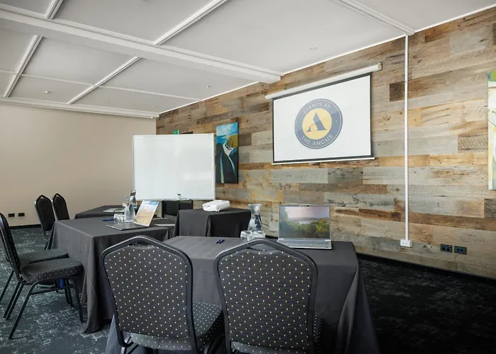 Carnmore Hotel Lower Hutt